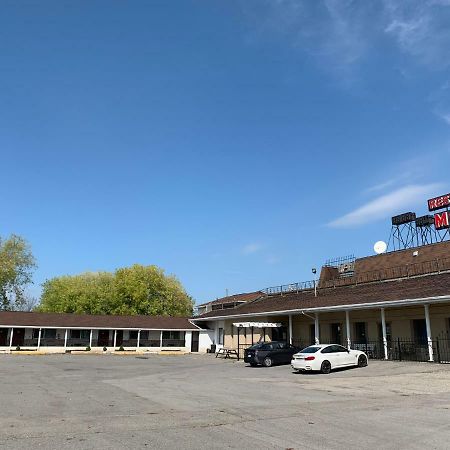 7 West Motel Carleton Place Dış mekan fotoğraf